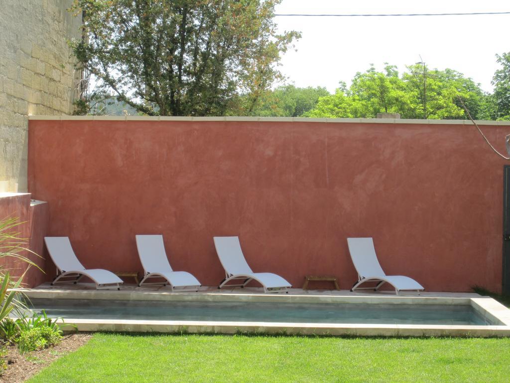 La Maison Rouge d'Uzes B&B Exterior foto